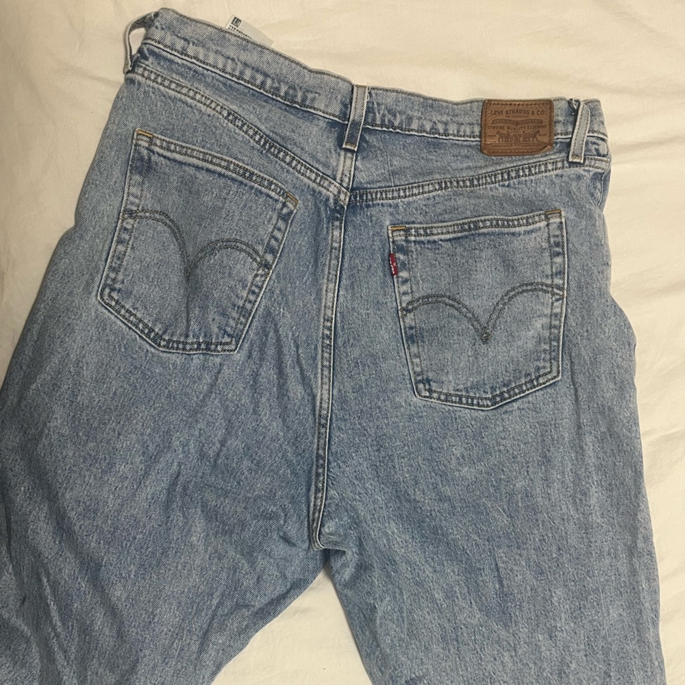 LEVIS Ribcage Straight Jeans - Picture 3 of 10